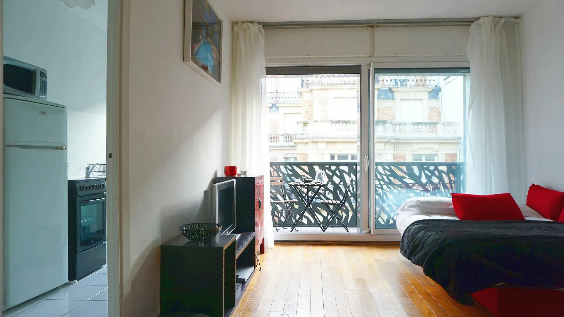 Champs-elysees - - 8 Appartement *